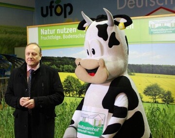 DBV-Prsident Joachim Rukwied stellt die Highlights des ErlebnisBauernhofes auf der Grnen Woche vor.