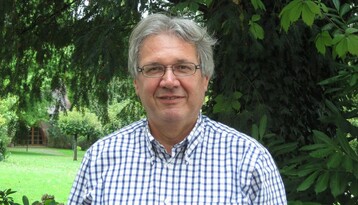  Rolf Brauch ist Regionalbeauftragter des Kirchlichen Dienstes auf dem Lande fr Nordbaden und unterrichtet an der Lndlichen Heimvolkshochschule Mosbach-Neckarelz (Neckar-Odenwald-Kreis). 