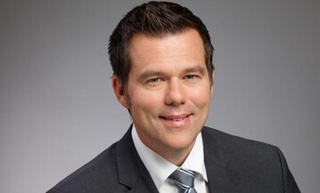 Dr. Gero Hocker, seit 2017 Bundestagsabgeordneter fr den Wahlkreis Osterholz-Verden (Niedersachsen) und FDP-Agrarsprecher, ist Autor des Buchs Vom Buhmann zum Problemlser: Gebt Bauern in Deutschland endlich wieder eine Zukunft!