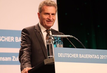 EU-Finanzkommissar Gnther Oettinger auf dem Deutschen Bauerntag am 29.06.2017 in Berlin