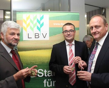 Ministerialdirektor Wolfgang Reimer, LBV-Hauptgeschftsfhrer Peter Kolb und Prsident Joachim Rukwied