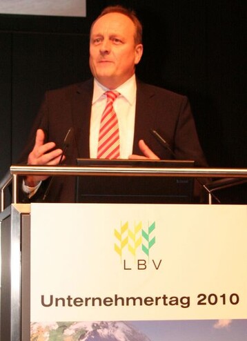 Prsident Joachim Rukwied erffnet den 2. LBV-Unternehmertag im Internationalen Congresscenter (ICS) auf der Neuen Messe in Stuttgart