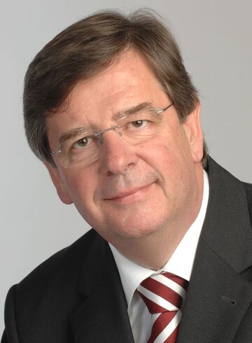Finanzminister Willi Stchele