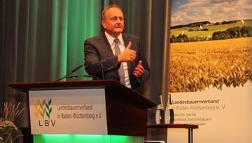 Prsident Joachim Rukwied bei seiner Ansprache auf der Mitgliederversammlung des Landesbauernverbandes (LBV) am 20. Juni 2017 in Fellbach (Rems-Murr-Kreis).