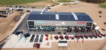 Auf 1,3 Hektar ist eine neue Niederlassung
von Argo Tractors entstanden.