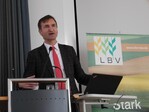 Hauptredner beim Kreisbauerntag Esslingen 2017 in Dettingen/Teck: Der Hohenheimer Agrarökonom Prof. Dr. Enno Bahrs spricht über "Wettbewrb zwischen Markt und Gesellschaft".