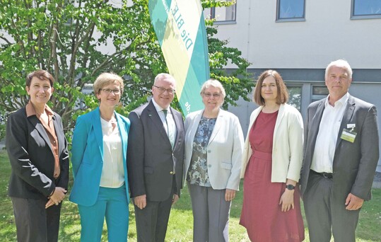 BLE-Fachtag 2023: Staatssekretrin Silvia Bender, Dr. Magareta Bning-Fesel, Dr. Hanns-Christoph Eiden, Dr. Katharina Bttcher (BMEL), Parlamentarische Staatssekretrin Claudia Mller und Prof. Dr. Harald Grethe (v.l.)