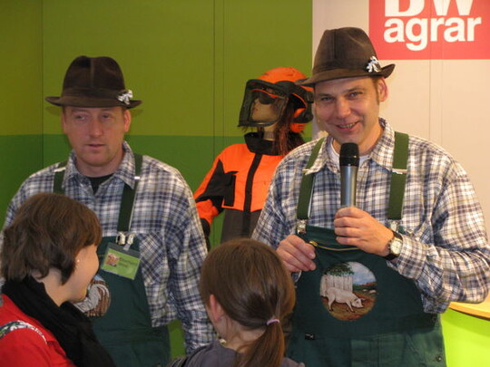 Am BWagrar-Stand in Halle 2: Fr Gro und Klein wird stets etwas geboten. Lassen Sie sich berraschen!