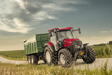 Case IH nennt seine preisgekrnten 100-130 PS Traktoren mit CVXDrive-Getriebe um. Der neue Name ist Case IH Vestrum CVXDrive. 