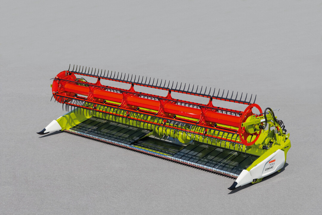 Die Draper-Schneidwerke Convio Flex und Convio werden um die Modelle 930 und 770 mit den Arbeitsbreiten 9,30 m und 7,70 m erweitert. Whrend das Convio vor allem in den klassischen Druschfrchten Getreide und Raps zum Einsatz kommt, erreicht das Convio Flex mit flexiblem Messerbalken auch in Frchten wie Soja, Erbsen und Gras hchste Leistungen.