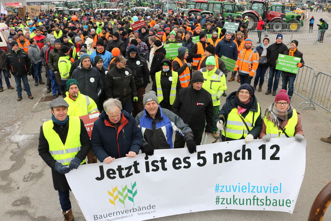 Treffpunkt an der Oberschwabenhalle: Los gehts auf den Marienplatz 