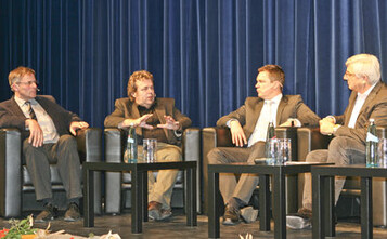 In Bad Saulgau diskutierten unter anderem (v. l.) LBV-Vizeprsident Gerhard Glaser, Christian Hi von der Regionalwert AG Freiburg, Johannes Bliestle, Geschftsfhrer der Reichenau Gemse eG und als Moderator der Journalist Werner Prill.