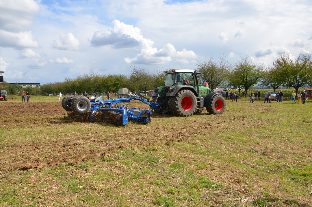 Gttlerwalze zum Zerkleinern von Zwischenfrchten.