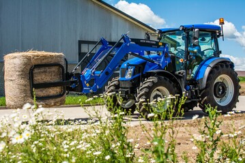 Die T5S-Traktoren gibt es mit 90 oder 100 PS. Mechanisches- oder Power-Shuttle-Getriebe sind whlbar.