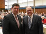 Gastgeber Eberhard Zucker und Bundesminister Christian Schmidt (rechts) auf dem Bauerntag Heilbronn-Ludwigsburg am 27. Februar 2015 in Schwieberdingen (Landkreis Ludwigsburg).
