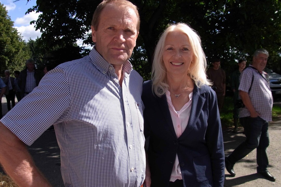 Thomas und Beate Zimmerer fhren den Milchviehbetrieb in der dritten Generation.