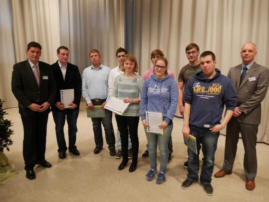 Die Betriebsleiter von morgen: Ehrung der Absolventen in den grnen Berufen.