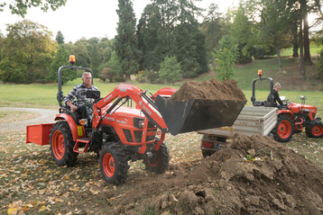  Kubota erhht seine Beteiligung am indischen Traktorenhersteller Escorts.