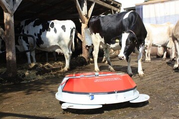 Der Entmistungsroboter ENRO von Schauer mit PC Routenplanung.