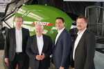 Besuch des Standortes Wolfenbüttel am 29.09.2017 (v. l.): Ekkehart Gläser (Geschäftsführer Produktion AGCO/Fendt), Peter-Josef Paffen (Vorsitzender der AGCO/Fendt Geschäftsführung), Marc Matthäus (Vice President & General Manager Global Green Harvesting) und Oliver Nietzsche (Werkleiter Wolfenbüttel).