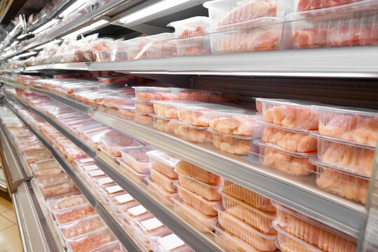 Polnische Landwirte sind alarmiert und fordern schrfere Manahmen gegen den Import von Geflgelprodukten aus der Ukraine.