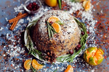 Traditioneller englischer Weihnachtspudding