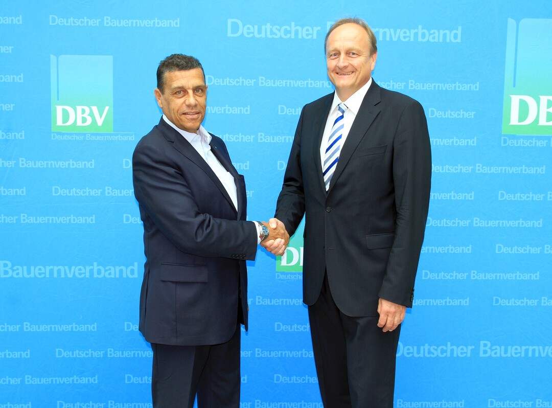 Der Prsident des franzsischen Bauernverbandes FNSEA, Xavier Beulin, (links) traf sich mit DBV-Prsident Joachim Rukwied zu einem Spitzengesprch in Berlin. 