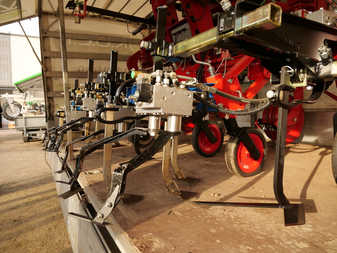     Hacktechnik der Firma KULT Kress.