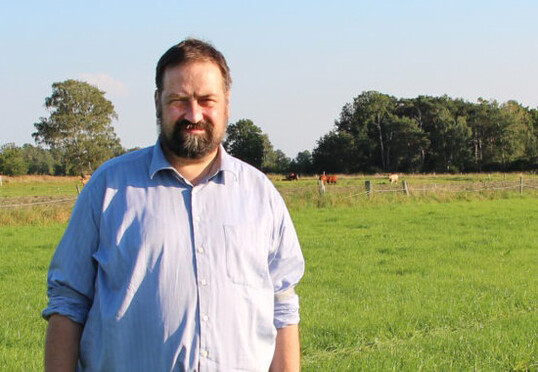 Es brodelt im lndlichen Raum. Die Land- und Forstwirtschaft wartet auf Antworten. Hennies rechnet damit, dass sich zahlreiche Landwirtinnen und Landwirte aus Niedersachsen am Donnerstag, 21. September, auf den Weg nach Kiel machen.