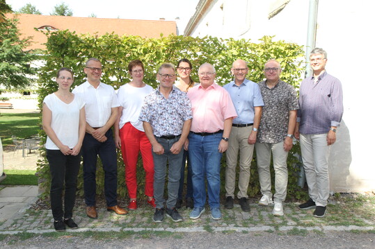 Von den aktuell immer noch hohen Herausforderungen lieen sich die Referenten und die Vorstandsmitglieder des Schsischen Geflgelwirtschaftsverbandes nicht die Launde verderben.