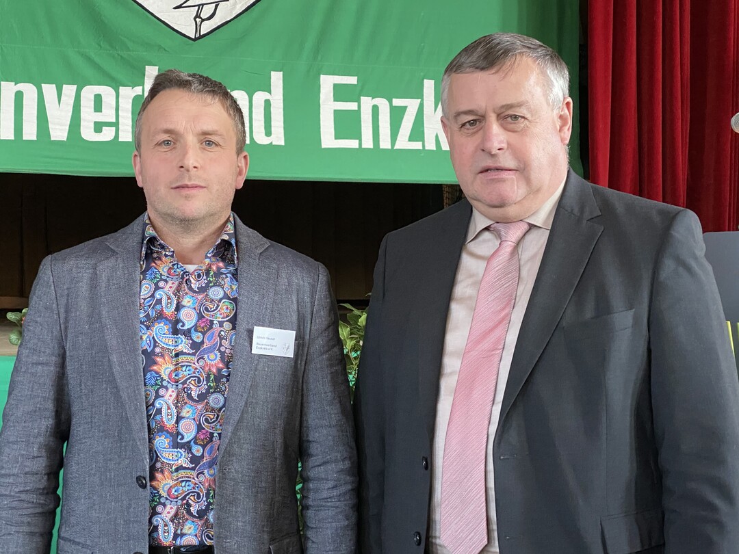 Kreisvorsitzender Ulrich Hauser (l.) empfing im Enzkreis beim Bauerntag den Vizepräsident des Deutschen Bauernverbandes Walter Heidl