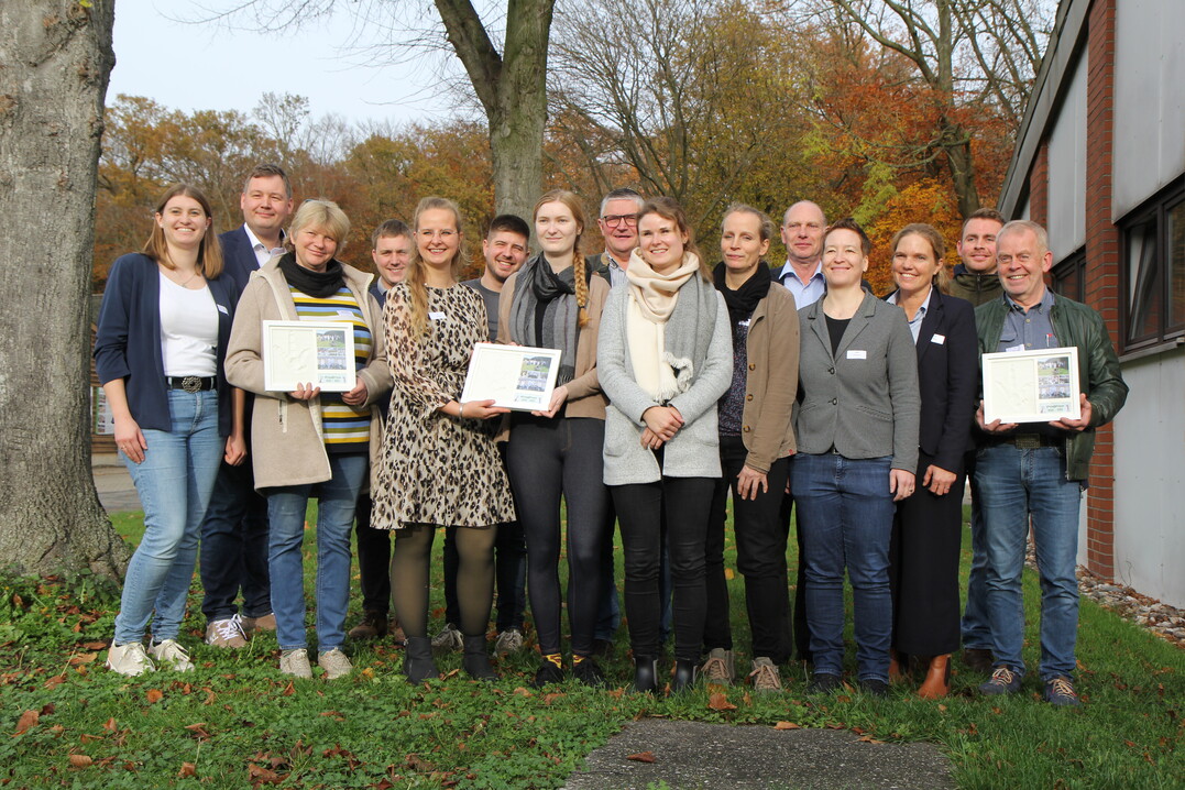 Referenten und Vertreter der Praxisbetriebe trafen sich am 22. November 2023 zur Abschlussveranstaltung des MuD Projekts #Pute@Praxis auf Haus Dsse.