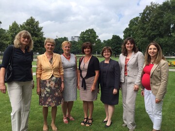 von links: Birgitta Klemmer GF SBa; Staatssekretrin Friedlinde Gurr-Hirsch MdL; Marie-Luise Linkh Prsidentin W-Ba; Rosa Karcher Prsidentin SBa; Grit Puchan Ministerialdirektorin MLR; Juliane Vees Prsidentin W-Ho; Sabine C.H. Schmidt GF W-Ho