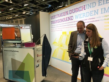 Neues GeflgelMobil mit 360-Grad-Rundumblick in Geflgelstlle auf dem Erlebnisbauerhof der IGW zu erleben.