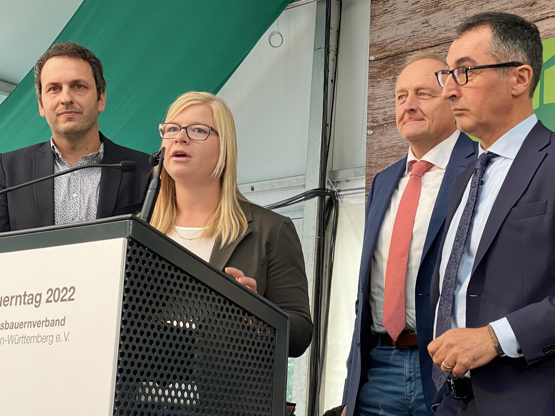 Landwirt Stefan Kerner und Landwirtin Birgit Locher fordern eine Zukunft mit dem baden-wrttembergischen Weg.