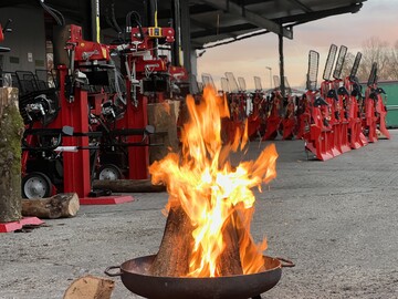 Angebote rund ums Holz gibt es bei den Brennholztagen in Offenburg.