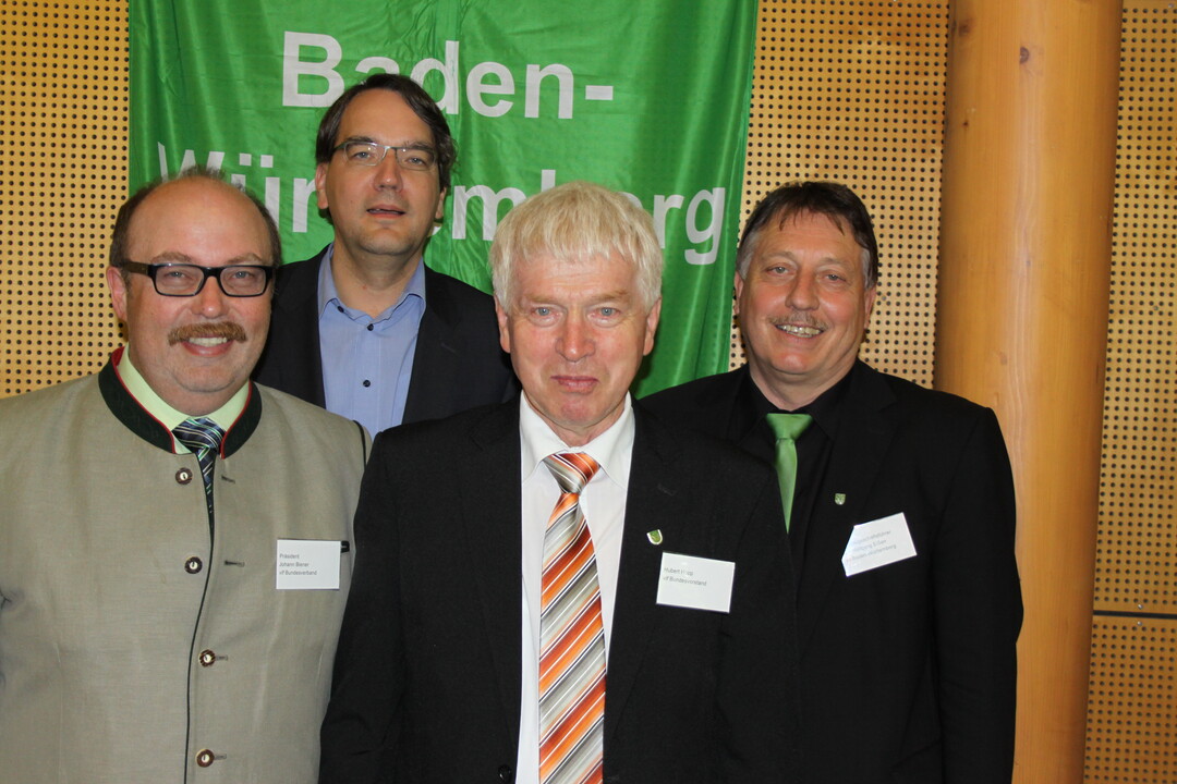 vlf-Verbandsspitze auf Bundes- und Landesebene (v.l.): Bundesvorsitzender Johann Diener, Bundesgeschftsfhrer Udo Hemmerling, Landesvorsitzender Hubert Hopp und Landesgeschftsfhrer Wolfgang Eissen.