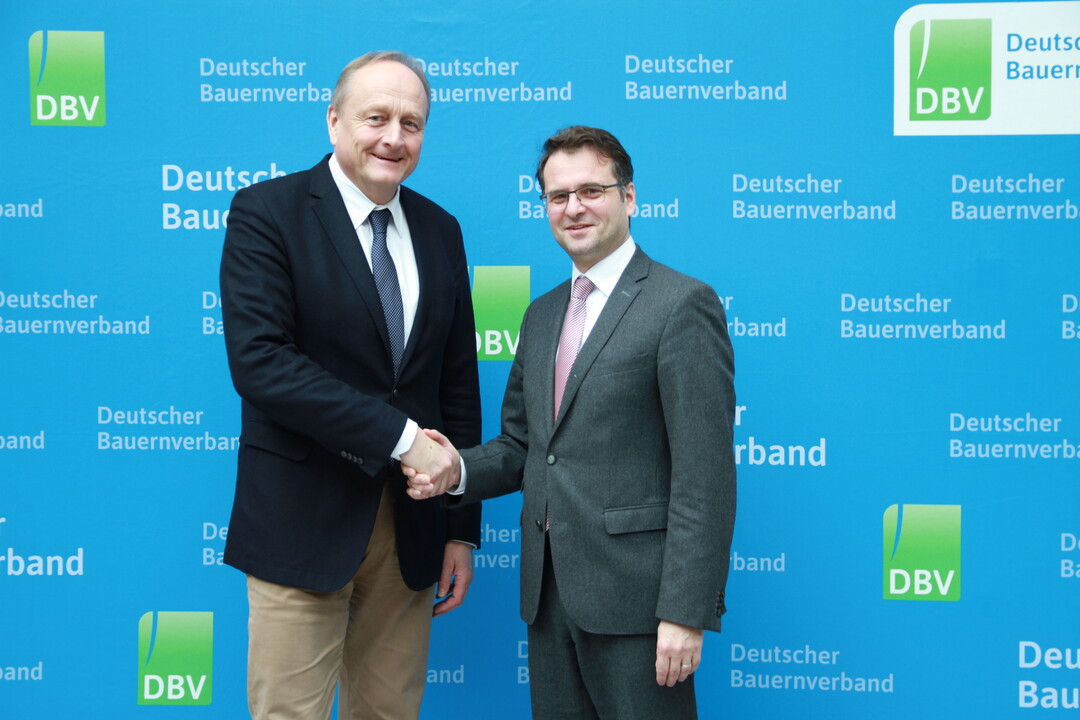 Staatssekretr Andreas Feicht referierte ber Bioenergie und Netzausbau im erweiterten Verbandsrat des Deutschen Bauernverbands.