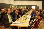 Etwa 200 Besucher folgten aufmerksam den Ausführungen des Hauptredners Clemens Neumann vom Bundesministerium für Ernährung und Landwirtschaft (BMEL).