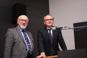 Vorsitzender Christian Ziegler und der Ministerialbeamte Clemens Neumann (rechts) standen in der Diskussionsrunde Rede und Antwort.