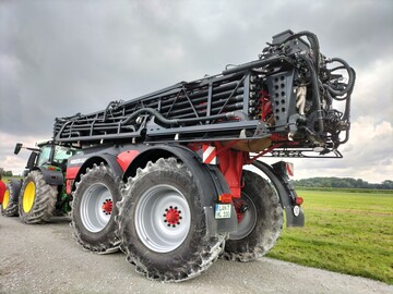 Horsch Leeb hat prsentiert den pneumatischen Dngerstreuer Xeric 14 FS.