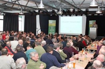 Volles Brauhaus: Rund 150 interessierte Landwirte der Kreisbauernverbnde Neckar-Odenwald und Main-Tauber kamen in die Distelhuser Brauerei nach Tauberbischofsheim.