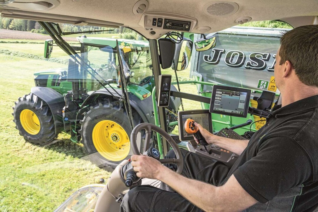 Kabine der neuen Feldhcksler 9500 und 9600