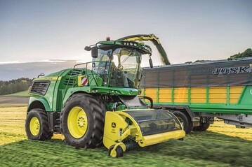John Deere stellt die Feldhcksler 9500 und 9600 vor.