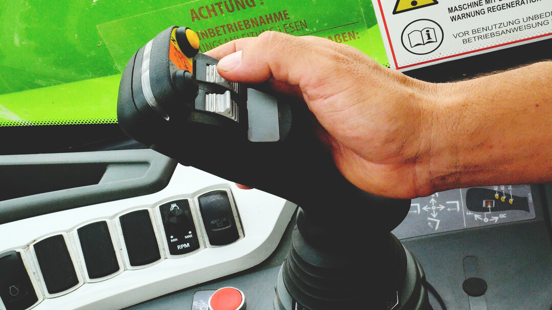 Der Turbofarmer XXL von Merlo hat 170 PS Motorleistung, 6,5 Tonnen Hubkraft und neun Meter Hubhhe.