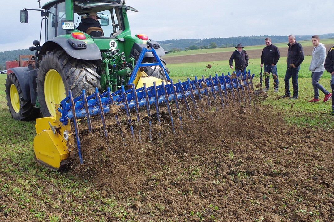 Der Dynadrive profitiere laut Kern von Geschwindigkeit, da das Gert nicht ber eine Zapfwelle angetrieben wird. 