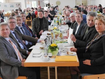 Voller Saal und viel Prominenz beim Kreisbauerntag Esslingen am 14. Februar 2015 in Dettingen/Teck