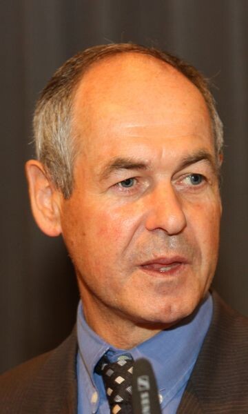 Baden-Wrttembergs Landwirtschaftsminister Rudolf Kberle zu Gast beim Landesbauernverband in Fellbach.