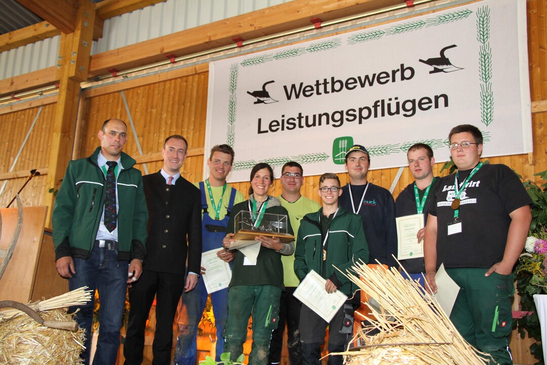 Die Teilnehmer des Kreisentscheids der Pfl�gergemeinschaft Ulm.