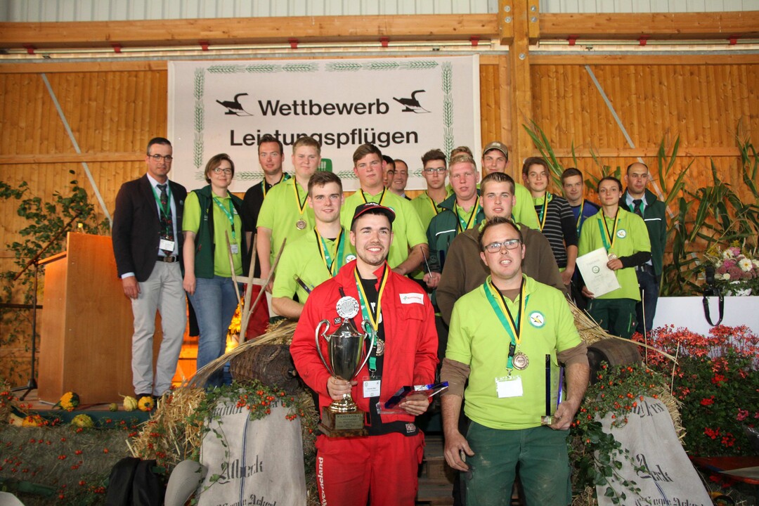 Die Sieger des 31. Landesentscheids im Leistungspfl�gen.